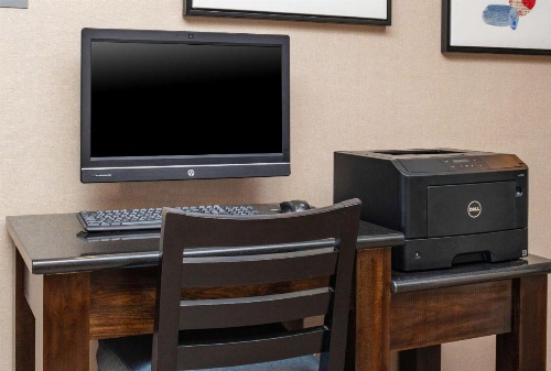 Clarion Pointe Harrisonburg image 23