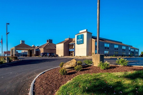 Clarion Pointe Harrisonburg image 47